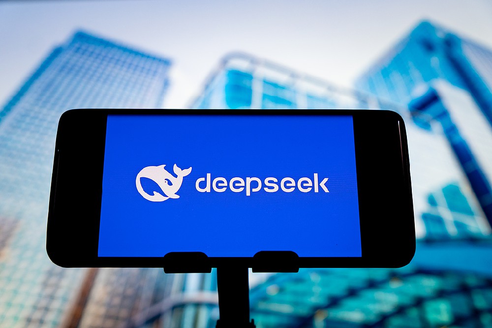 SOEs actively deploying DeepSeek AI models
